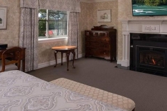tasner-bedroom-fireplace.1236x617
